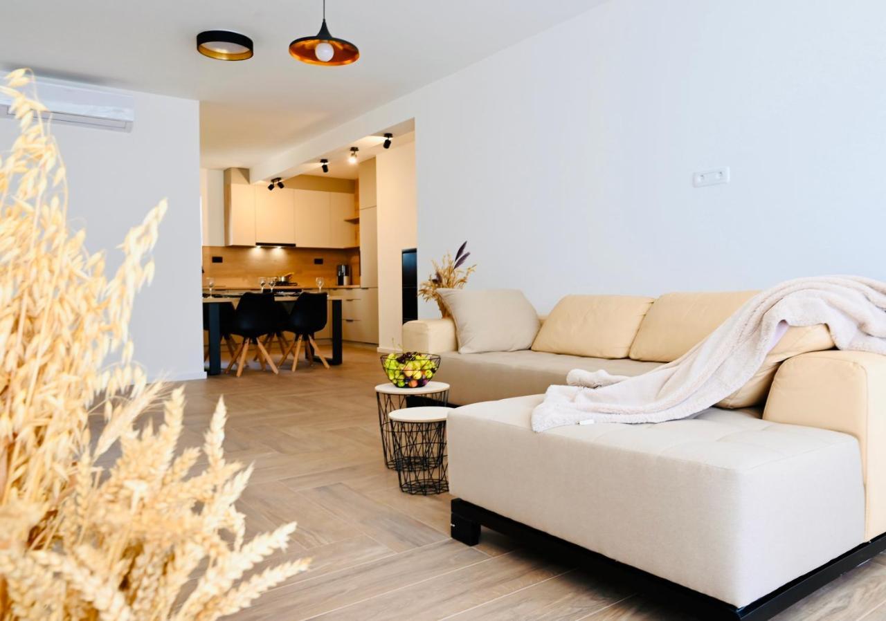Adorable Holiday Apartment Malinska Exterior foto